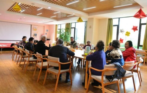 1636602214182056780.jpg SoOGeaGGVVQQhq.jpg