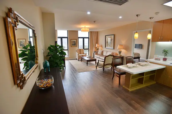 1654426424536044302.jpg ploads_3.jpg