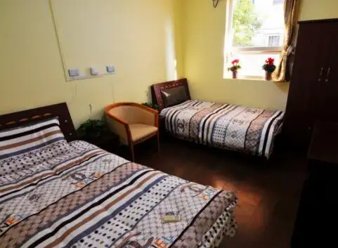 1654520087179065863.jpg 659f0442bacecf53aa039e9e7.jpg