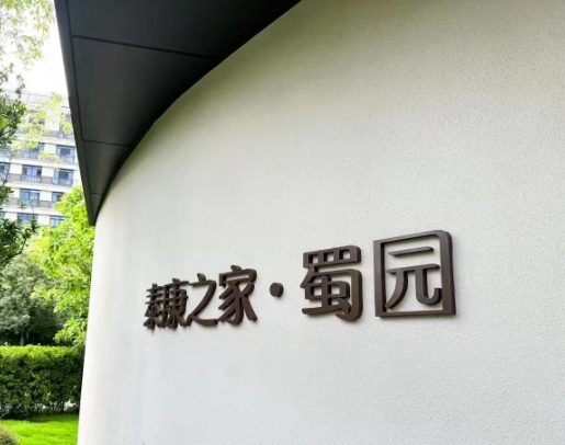 1749108684435015822.png 1749108671183.png