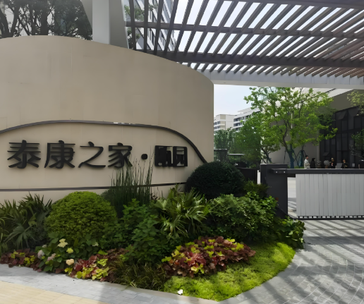 1751874592370092093.png 1751874579992.png